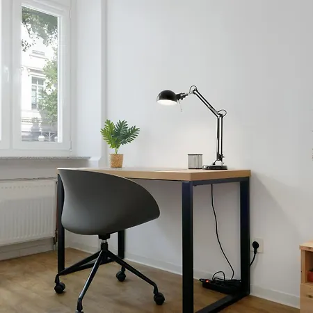Casa Di Nero Komfort Mit Innenstadtlage Und Balkon Апартаменты
